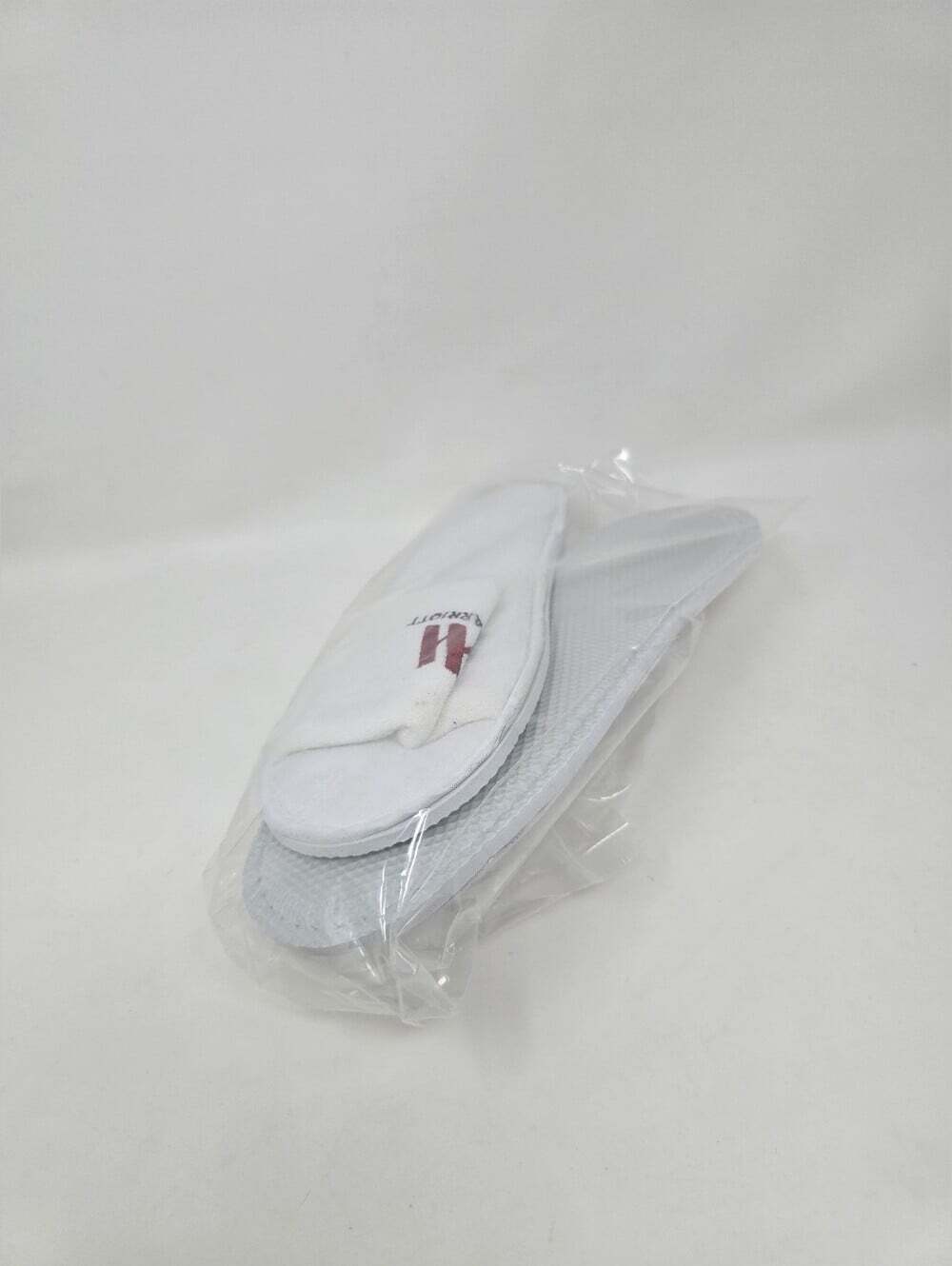NEW Marriot Hotel Slippers White One Size Unisex Adult